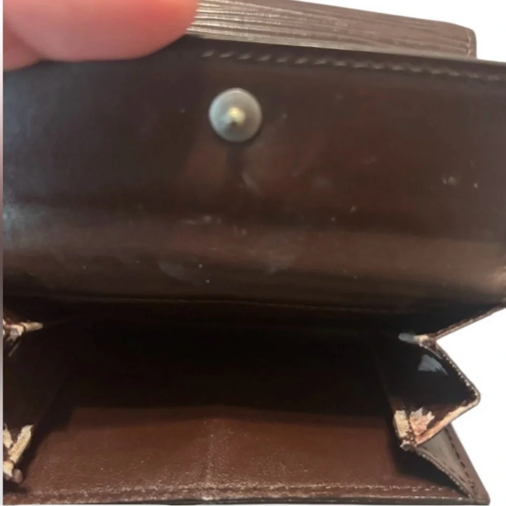 LOUIS VUITTON Moka Epi Leather Elastic Compact Wallet MI0071 beautiful